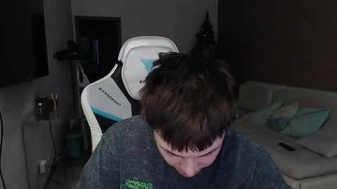 Snapshot of jayce_icestone chatting on January 2025 10:26:02 AM Jayce online show from January 2025 10:26:02 AM