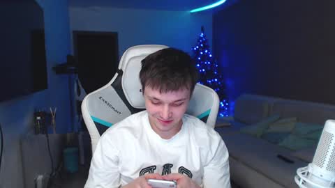 Snapshot of jayce_icestone chatting on January 2025 04:33:02 AM Jayce online show from January 2025 04:33:02 AM