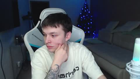 Snapshot of jayce_icestone chatting on January 2025 06:27:02 PM Jayce online show from January 2025 06:27:02 PM