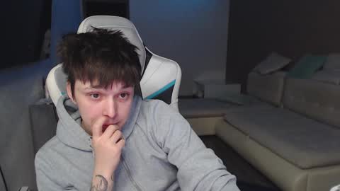 Snapshot of jayce_icestone chatting on February 2025 06:19:01 PM Jayce online show from February 2025 06:19:01 PM