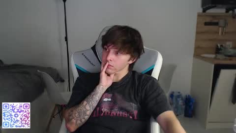 Snapshot of jayce_icestone chatting on October 2025 09:01:01 PM Jayce online show from October 2025 09:01:01 PM