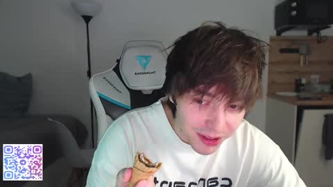 Snapshot of jayce_icestone chatting on October 2025 07:11:02 PM Jayce online show from October 2025 07:11:02 PM