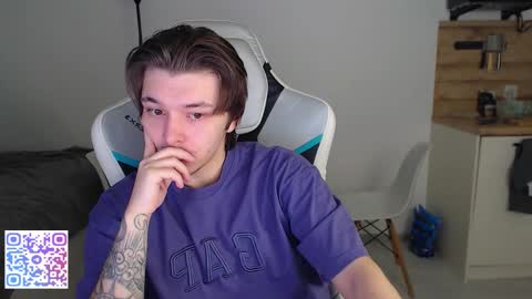 Snapshot of jayce_icestone chatting on October 2025 08:37:02 AM Jayce online show from October 2025 08:37:02 AM