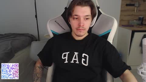 Snapshot of jayce_icestone chatting on November 2025 09:10:01 AM Jayce online show from November 2025 09:10:01 AM