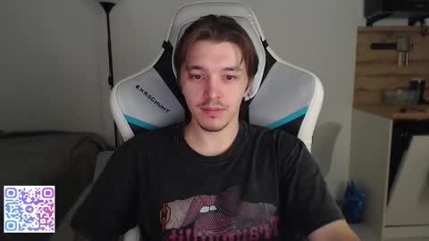 Snapshot of jayce_icestone chatting on November 2025 06:36:01 AM Jayce online show from November 2025 06:36:01 AM