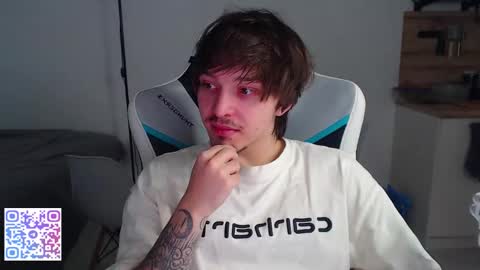 Snapshot of jayce_icestone chatting on November 2025 12:27:01 PM Jayce online show from November 2025 12:27:01 PM