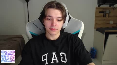 Snapshot of jayce_icestone chatting on November 2025 07:07:02 PM Jayce online show from November 2025 07:07:02 PM