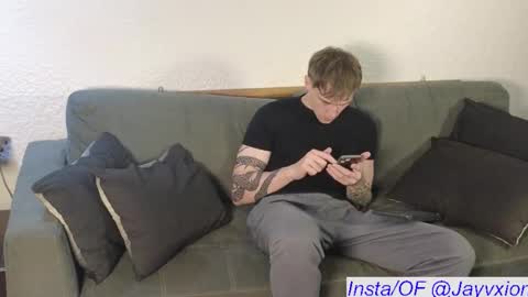 THE HOUSE online show from October 2025 06:49:02 PM