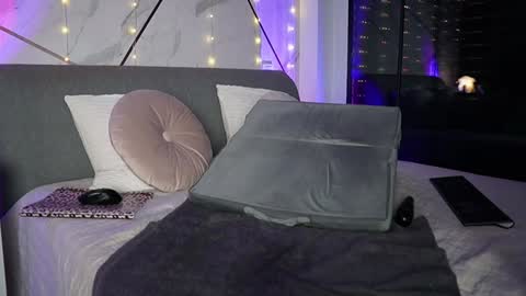 Snapshot of jayjaypink_ chatting on December 2024 06:17:02 AM JayJayPink online show from December 2024 06:17:02 AM