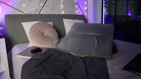 Snapshot of jayjaypink_ chatting on December 2024 01:06:02 PM JayJayPink online show from December 2024 01:06:02 PM