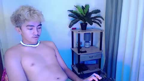 jaysee_hugecox online show from May 2026 06:51:02 AM