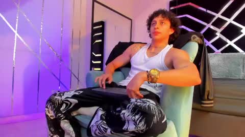 Snapshot of jaytaylorr chatting on June 2026 11:35:01 AM Jay Taylor online show from June 2026 11:35:01 AM