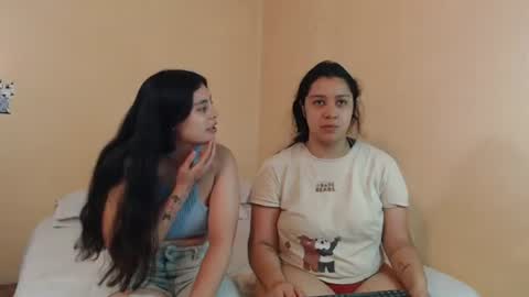 Jazmin and Scarlett online show from July 2026 07:40:02 PM