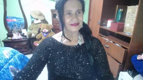 jazmim online show from February 2025 09:58:01 PM