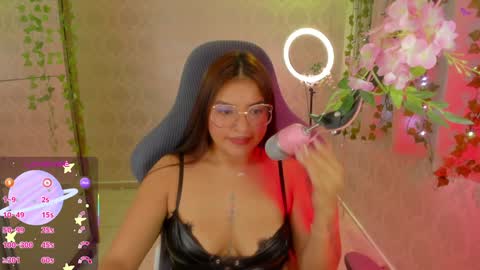 Jazmine online show from January 2025 01:21:02 PM