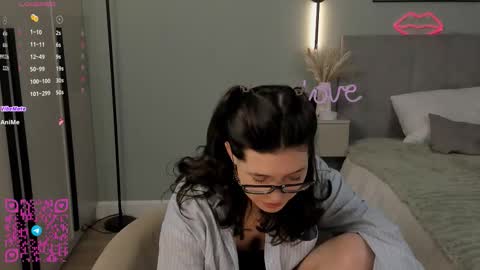 Snapshot of jazminenakano chatting on September 2025 07:41:01 PM Mira the personal mirage D online show from September 2025 07:41:01 PM