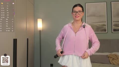 Snapshot of jazminenakano chatting on November 2025 07:15:01 PM Mira the personal mirage D online show from November 2025 07:15:01 PM