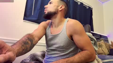 JcMax305 online show from September 2025 08:09:02 PM