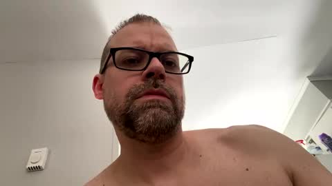 Snapshot of jcole0181 chatting on February 2026 05:58:01 PM Ryan online show from February 2026 05:58:01 PM