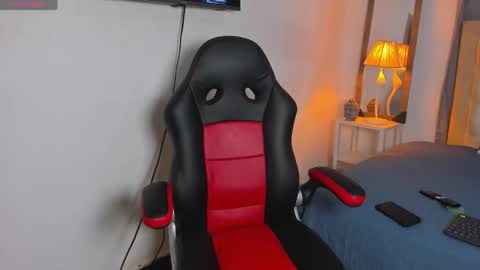 Snapshot of jdaniel_shellby chatting on January 2025 01:42:02 AM jhon online show from January 2025 01:42:02 AM