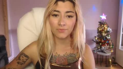 Snapshot of jean_monroe chatting on December 2024 10:13:01 PM Jean online show from December 2024 10:13:01 PM