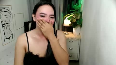 Jeanwants2play online show from March 2026 12:15:01 AM