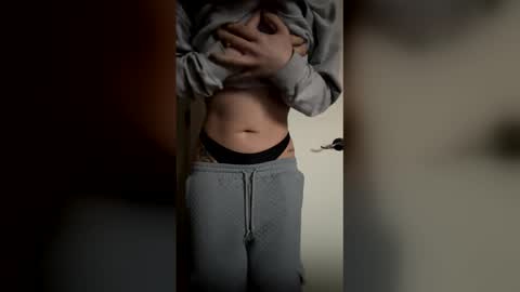 Snapshot of jearam chatting on March 2026 05:08:01 PM jearam online show from March 2026 05:08:01 PM