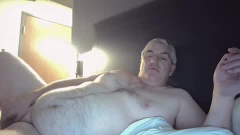 dadbody71 online show from February 2025 06:32:02 AM