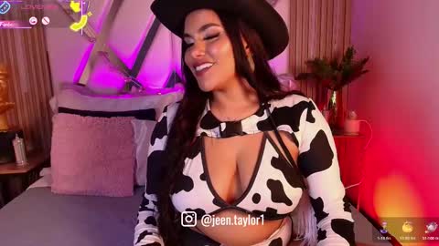 Jeen Taylor online show from October 2025 08:09:02 PM