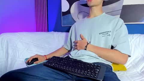 Jeff  online show from October 2025 12:42:02 PM