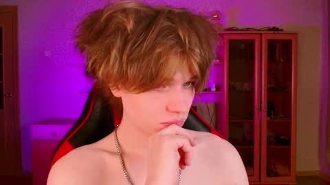 Jeffrey online show from November 2025 01:10:01 PM