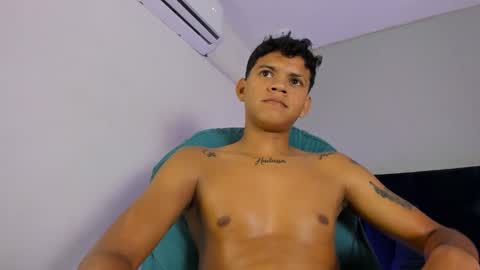 Snapshot of jeffry_wolvess chatting on February 2026 01:03:02 AM Jeffry online show from February 2026 01:03:02 AM