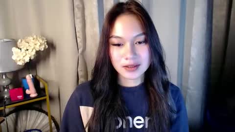 Jelian online show from December 2025 11:44:01 PM