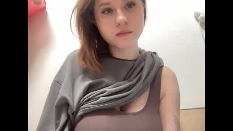 Snapshot of jelly_gum chatting on January 2025 11:48:01 AM Inna online show from January 2025 11:48:01 AM