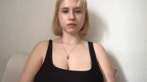 Snapshot of jelly_gum chatting on June 2026 09:37:02 AM Inna online show from June 2026 09:37:02 AM