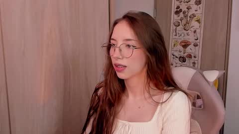 Jelly  online show from March 2025 09:51:02 PM