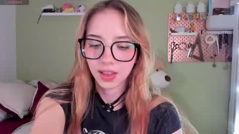 Jelly  online show from June 2026 01:41:02 AM