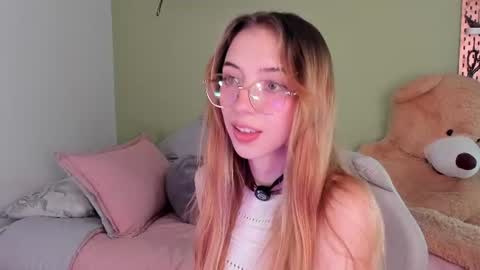Jelly  online show from July 2026 01:54:01 AM