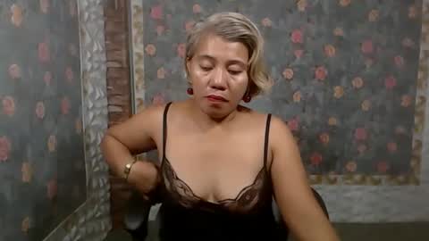 Snapshot of jemm36 chatting on December 2024 09:06:01 PM Jem online show from December 2024 09:06:01 PM