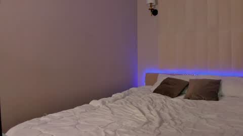 Jena online show from June 2026 08:15:01 AM