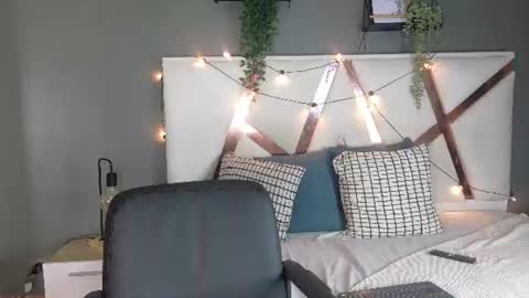 Snapshot of jenacooper__ chatting on June 2026 02:14:02 AM Jena online show from June 2026 02:14:02 AM