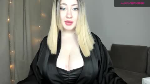 Snapshot of jenahaze chatting on February 2025 05:01:02 PM Jena online show from February 2025 05:01:02 PM