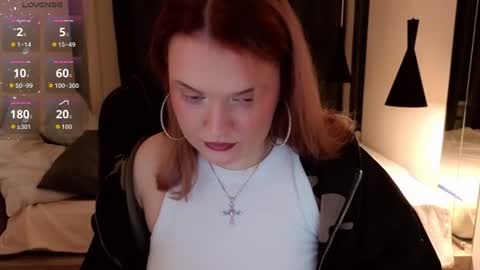 Jenice online show from June 2026 09:39:01 PM