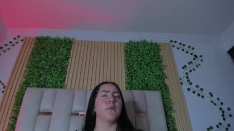 jeniferpowell_nm online show from April 2026 07:58:02 PM