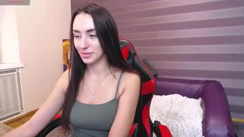 Kira online show from October 2025 06:36:02 AM