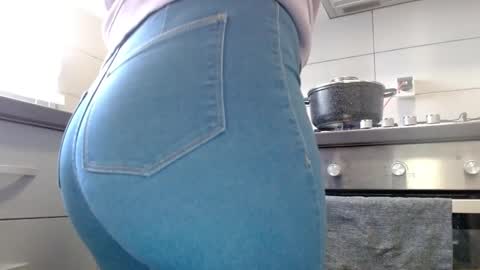 Snapshot of jeniffer1313 chatting on February 2025 08:50:01 AM jen online show from February 2025 08:50:01 AM