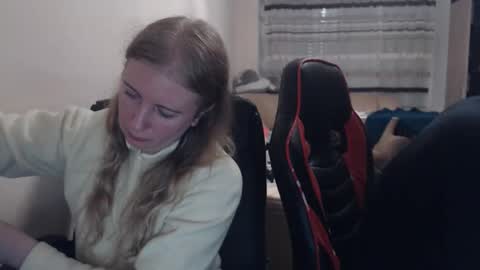 Snapshot of jenisandpeter chatting on November 2025 07:14:02 PM JenisAndPeter online show from November 2025 07:14:02 PM