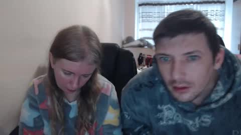 Snapshot of jenisandpeter chatting on November 2025 07:43:01 AM JenisAndPeter online show from November 2025 07:43:01 AM