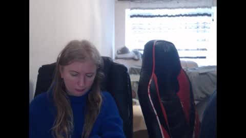 Snapshot of jenisandpeter chatting on February 2026 07:20:02 AM JenisAndPeter online show from February 2026 07:20:02 AM