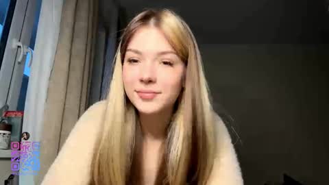 Hey EveryoneIm Kimi  Glad to see you in my room We almost hit 10 Thumb up in one day   online show from February 2026 02:15:02 PM